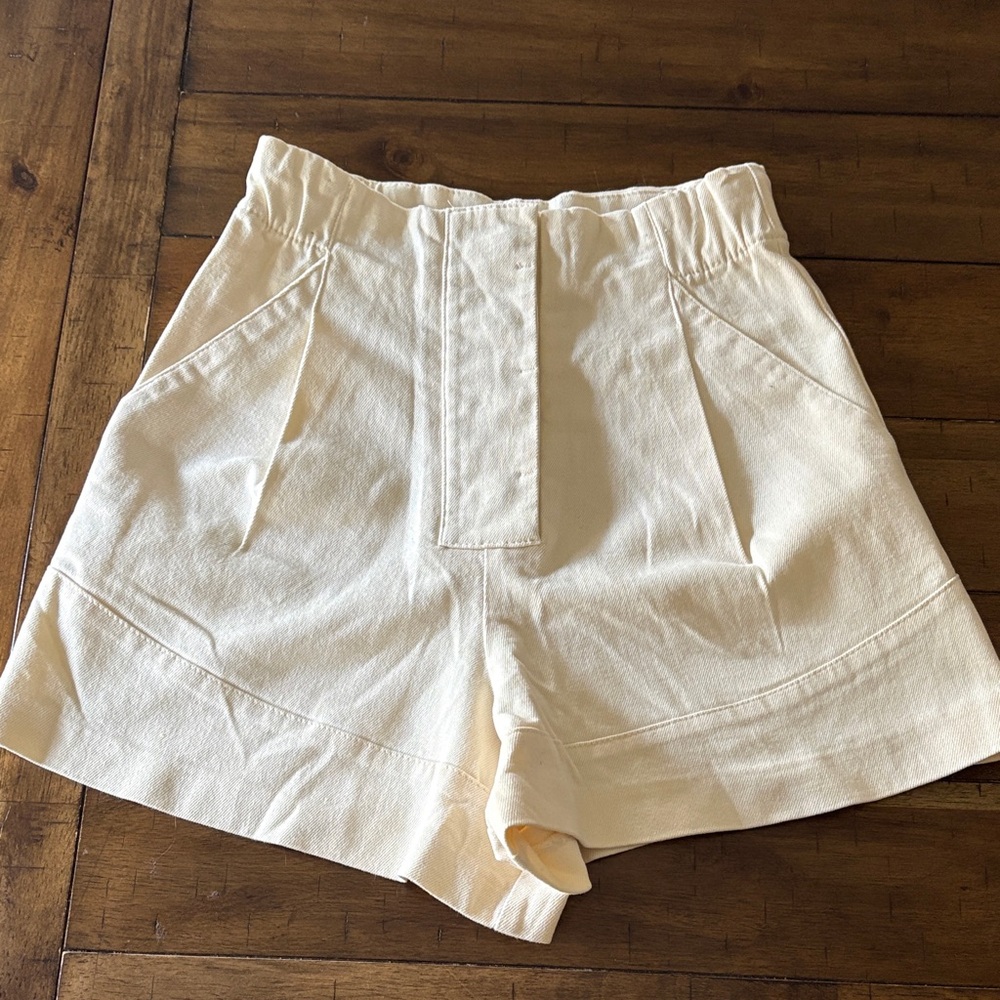 Zara Cream High-Waist Tailored Shorts XS NWOT